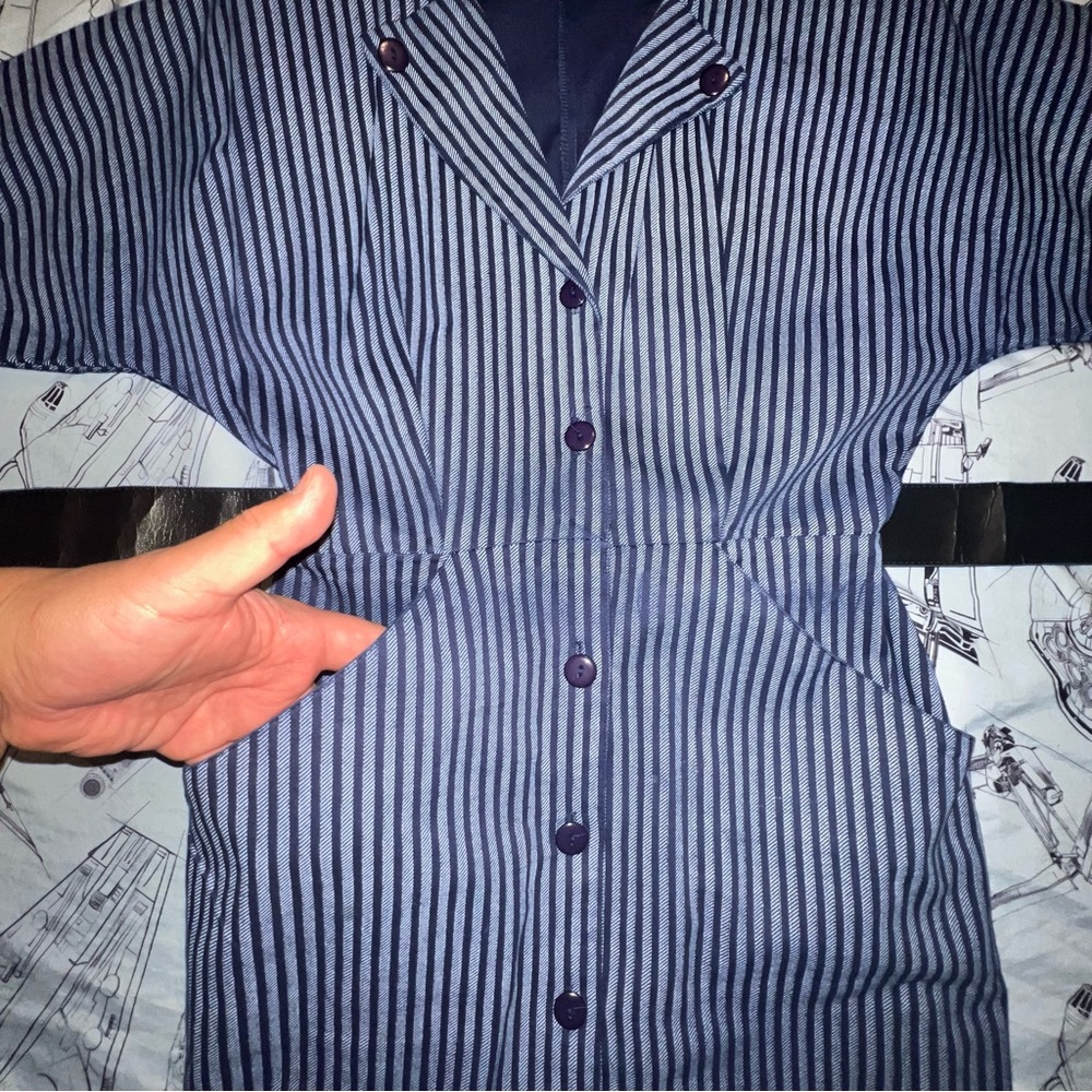 Vintage Wild Dress Women’s Short Sleeve Button-Up Dress with Belt and Pockets - Picture 6 of 14